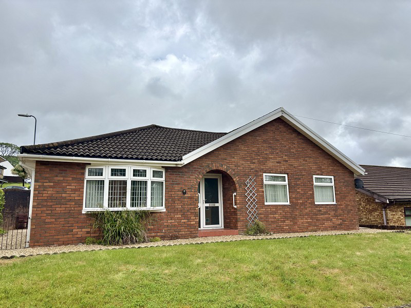 Ffordd Brynheulog, Pontardawe, Swansea.