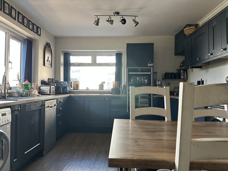 Abercrave Terrace, Caehopkin, Abercrave, Powys., photo 12