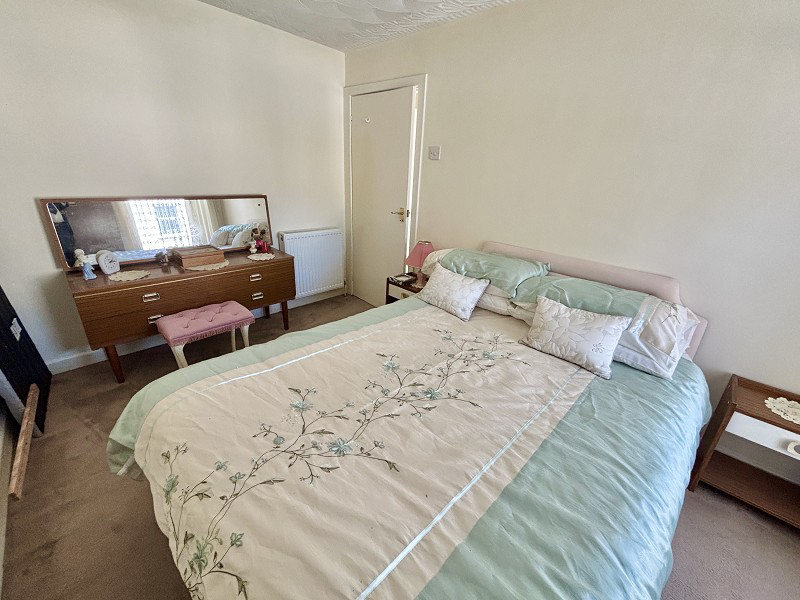 Orchard Street, Pontardawe, Swansea., photo 12