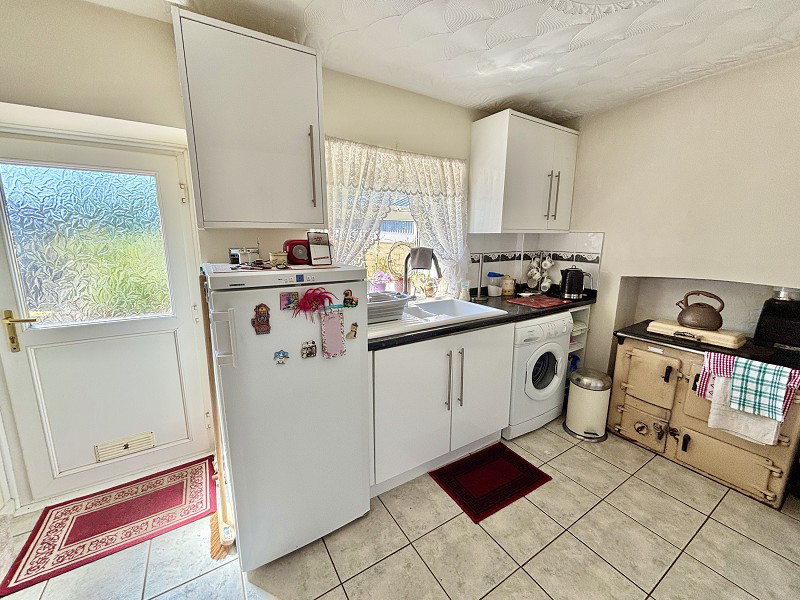 Orchard Street, Pontardawe, Swansea., photo 7
