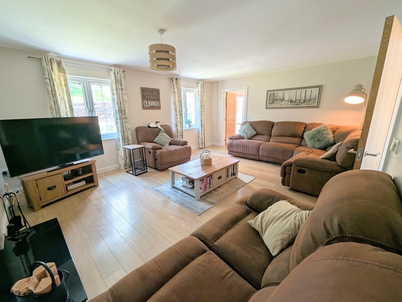 Maes Y Cribarth, Abercrave, Powys., photo 2