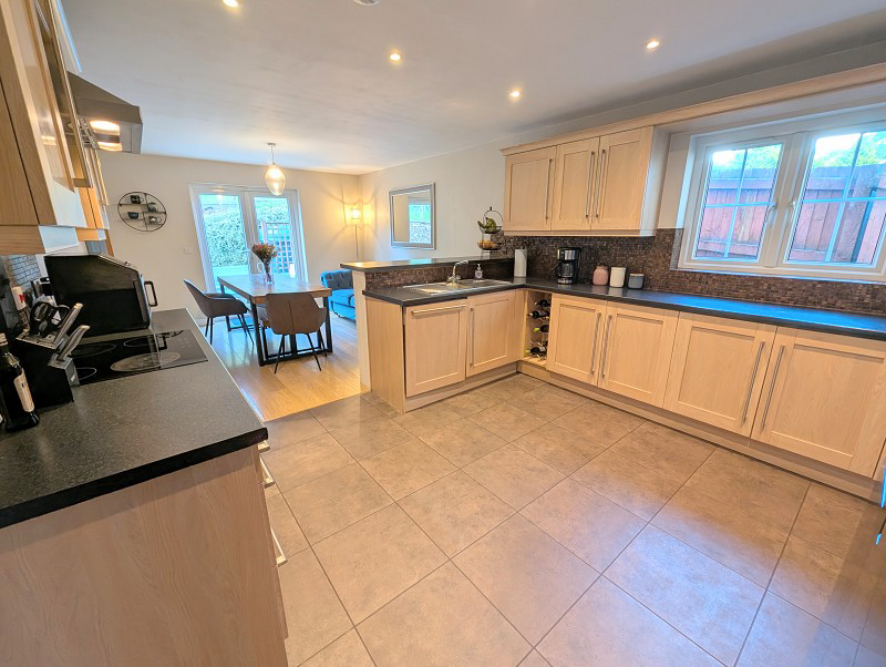 Maes Y Cribarth, Abercrave, Powys., photo 4