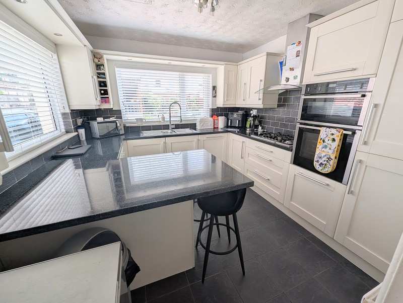 Wind Road, Ystradgynlais, Powys., photo 2