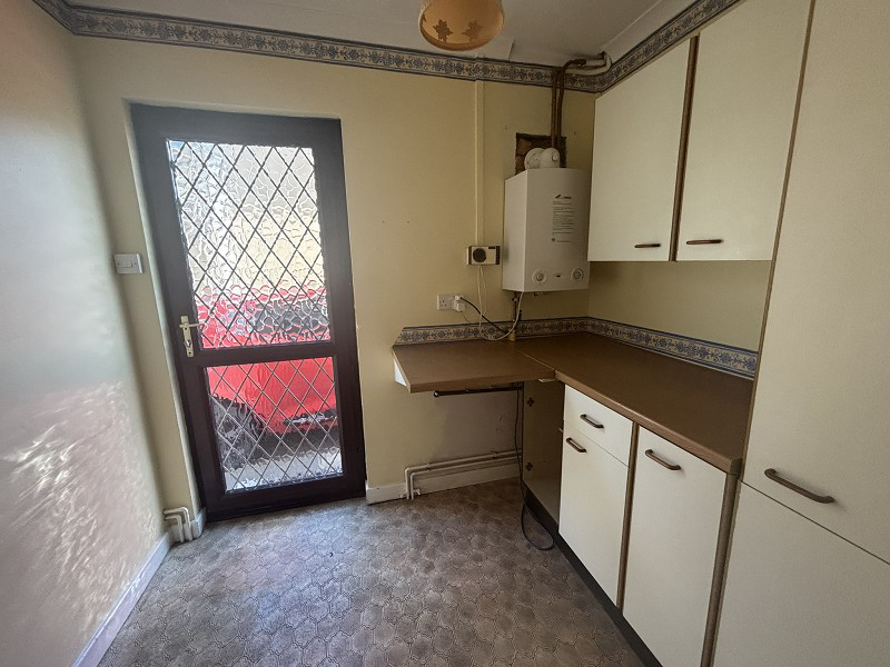 Ammanford Road, Llandybie, Ammanford, Carmarthenshire., photo 9