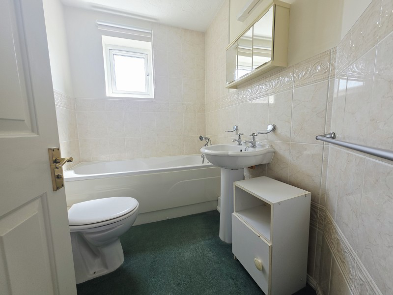 Ffordd Ger Y Llyn, Tircoed Forest Village, Penllergaer, Swansea, City and County of Swansea., photo 8