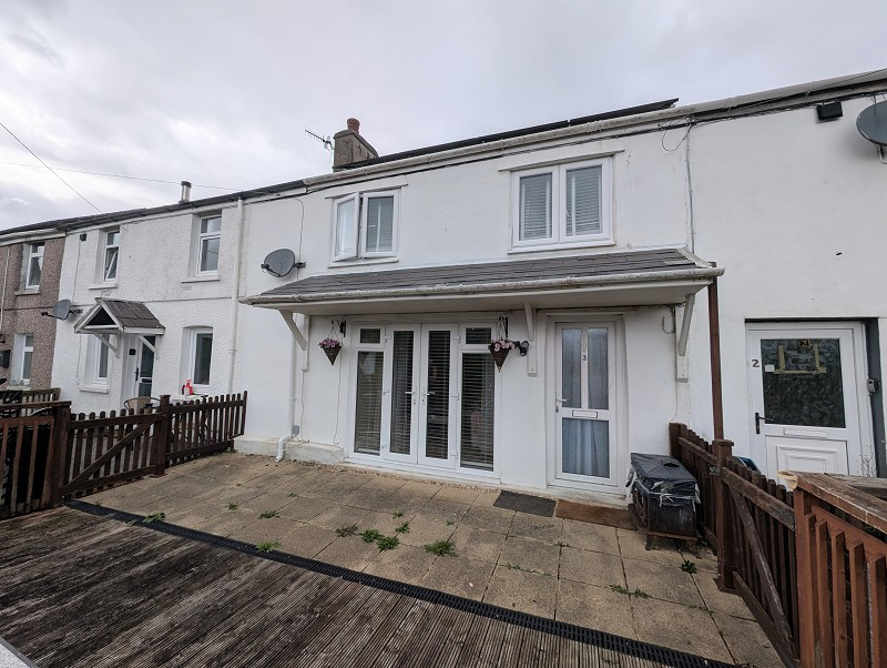 Cynwal Terrace, Upper Cwmtwrch, Powys.