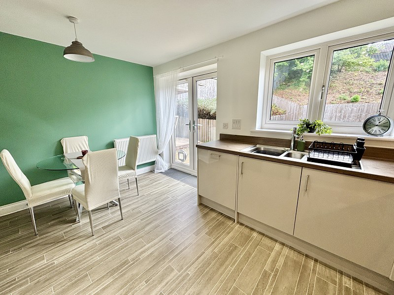 Clos Gelli Wen, Alltwen, Pontardawe, Swansea., photo 8