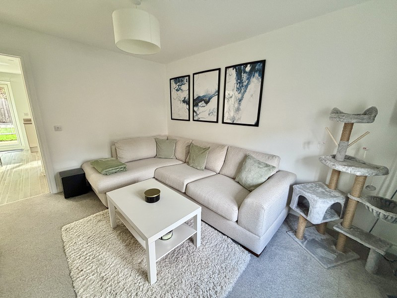 Clos Gelli Wen, Alltwen, Pontardawe, Swansea., photo 2