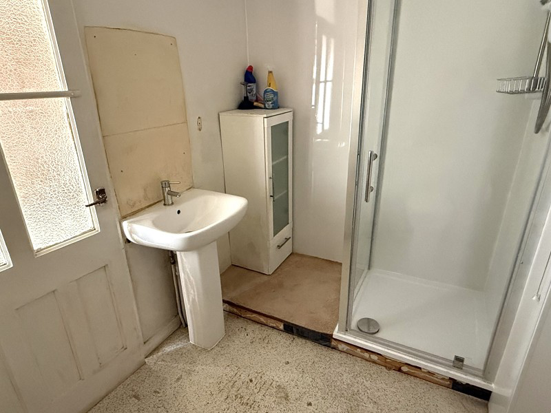 Maes-y-cwrt Terrace, Port Talbot, Neath Port Talbot., photo 11