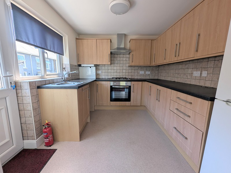 Llys Graig Arw, (Off church Rd), Godregraig, Neath Port Talbot., photo 2