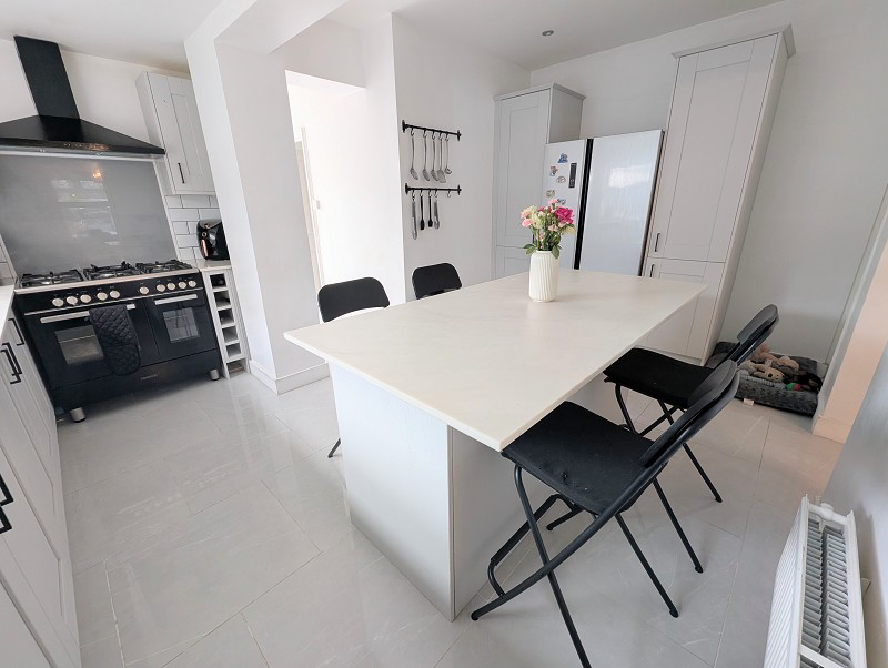 Hawthorn villas, Brecon Road, Ystradgynlais, Powys., photo 2