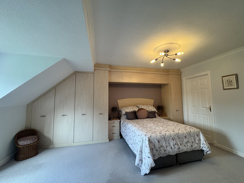 Royal Oak Court, Llandybie, Ammanford, Carmarthenshire., photo 18