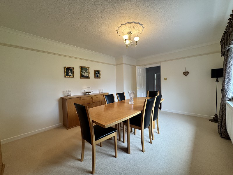 Royal Oak Court, Llandybie, Ammanford, Carmarthenshire., photo 3