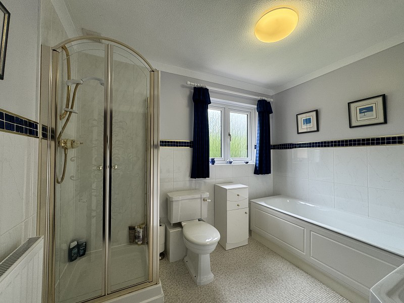 Royal Oak Court, Llandybie, Ammanford, Carmarthenshire., photo 23