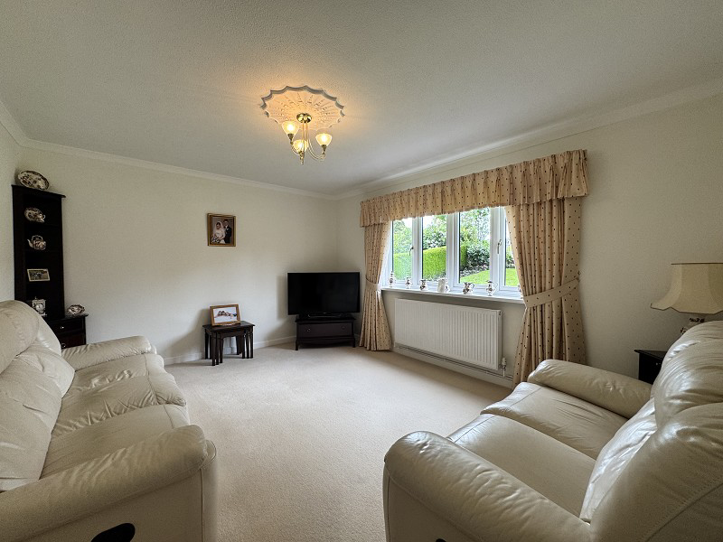 Royal Oak Court, Llandybie, Ammanford, Carmarthenshire., photo 13