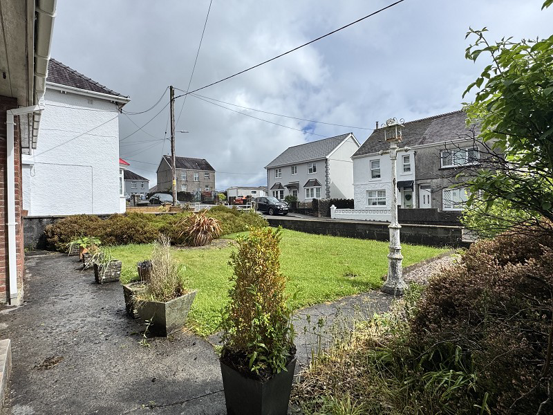Bryncwar Road, Penygroes, Llanelli, Carmarthenshire., photo 32