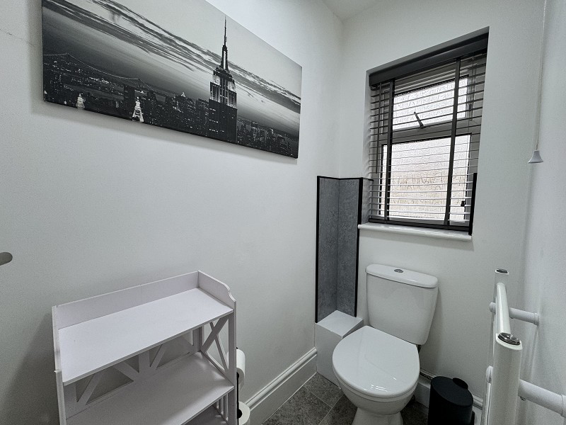 Greenfield Road, Twyn, Ammanford, Carmarthenshire., photo 10