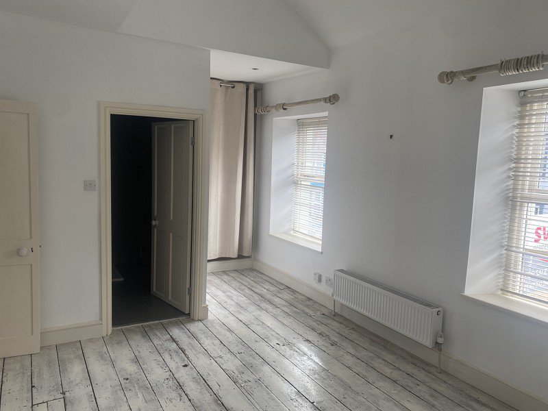60 New Road, Llandeilo, Carmarthenshire., photo 14