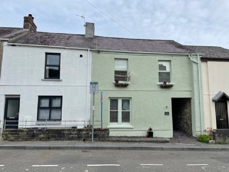 60 New Road, Llandeilo, Carmarthenshire.