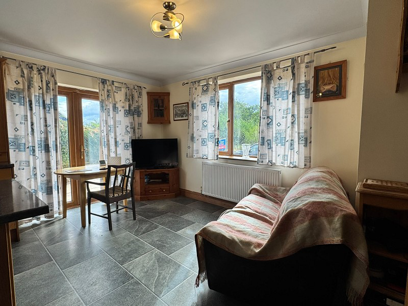 Kings Road, Llandybie, Ammanford, Carmarthenshire., photo 8