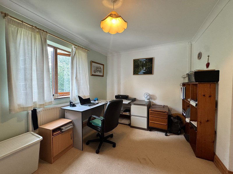 Kings Road, Llandybie, Ammanford, Carmarthenshire., photo 14