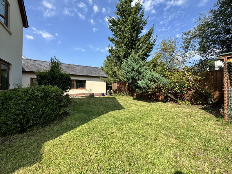 Kings Road, Llandybie, Ammanford, Carmarthenshire., photo 25