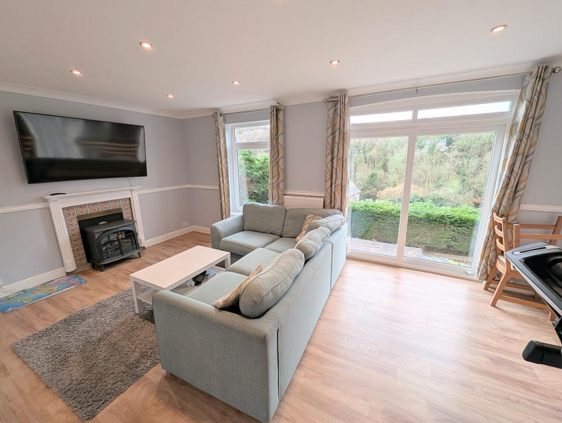 Heol Maes Pica, Lower Cwmtwrch, Swansea., photo 13