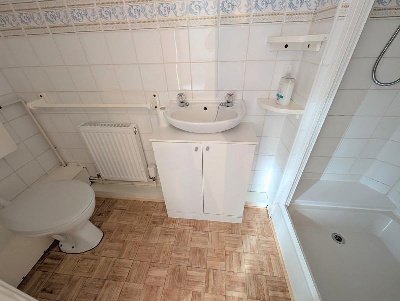 Heol Maes Pica, Lower Cwmtwrch, Swansea., photo 17