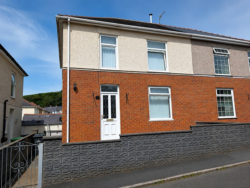 Maesyfron, Abercrave, Powys.