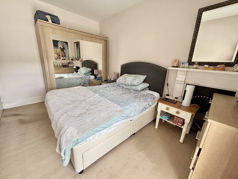 Grove Road, Pontardawe, Swansea., photo 13