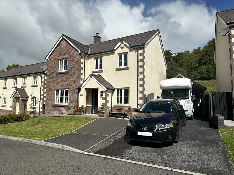 Maes Y Cribarth, Abercraf, Ystradgynlais.