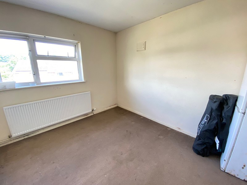 Coombe Tennant Avenue, Neath, Neath Port Talbot., photo 4