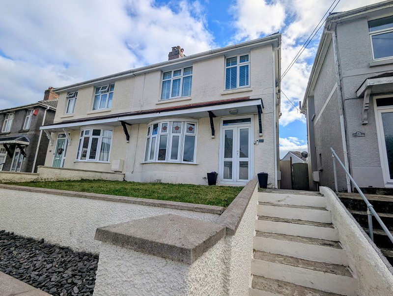 Glannant Road, Carmarthen, Carmarthenshire.