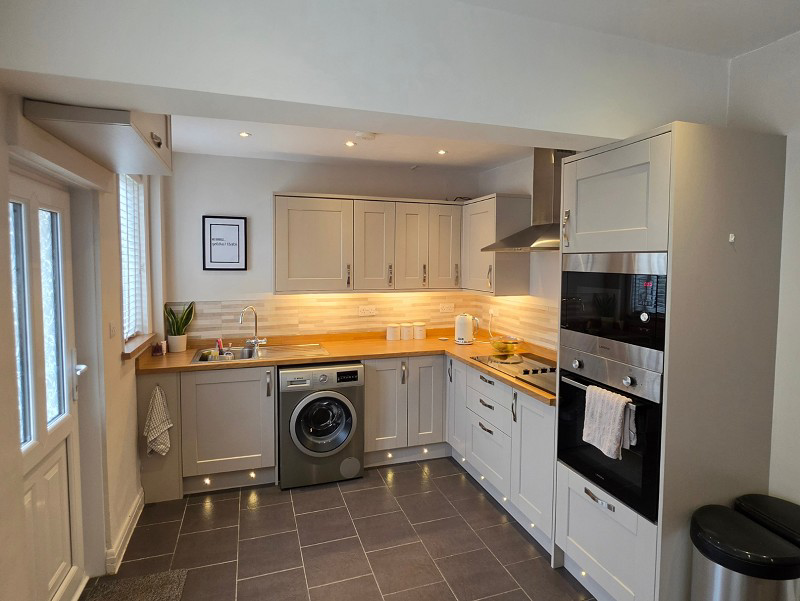 Glannant Road, Carmarthen, Carmarthenshire., photo 5