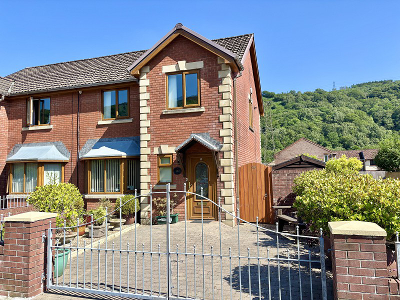 Graig Newydd, Godrergraig, Swansea.