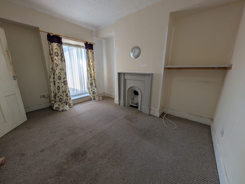 Evelyn Road, Neath, Neath Port Talbot., photo 12