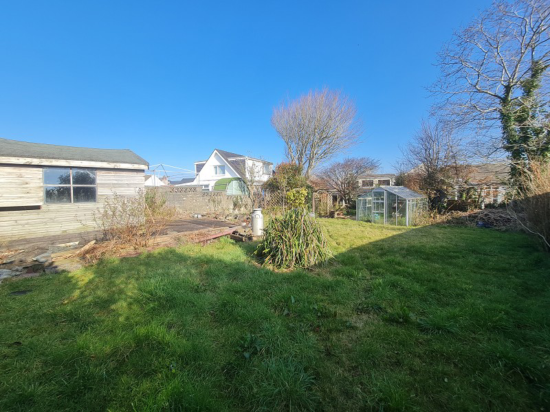 Glebe Road, Loughor, Swansea, City And County of Swansea., photo 12
