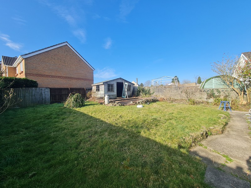 Glebe Road, Loughor, Swansea, City And County of Swansea., photo 13