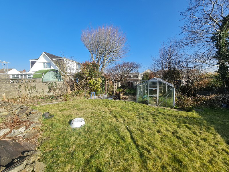Glebe Road, Loughor, Swansea, City And County of Swansea., photo 15
