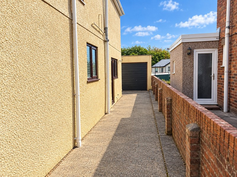 Underwood Road, Cadoxton, Neath, Port Talbot., photo 16