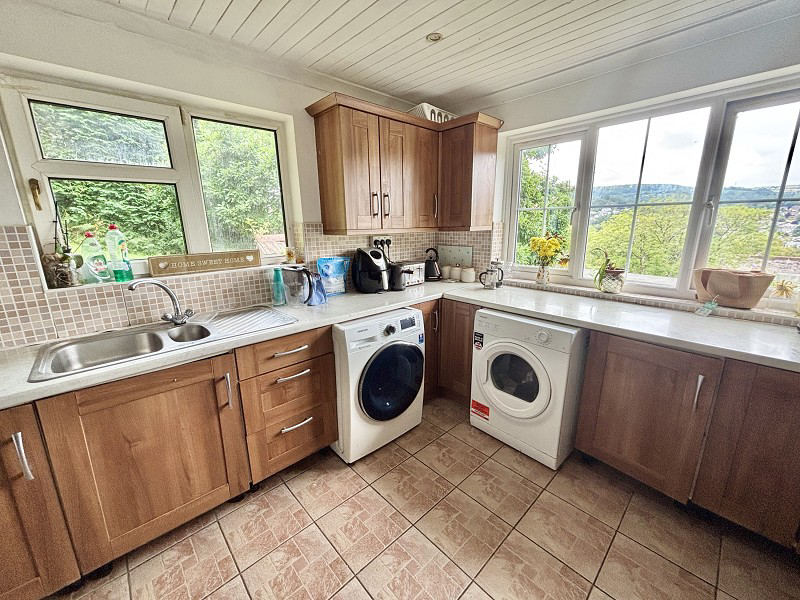 Dyffryn Road, Alltwen, Pontardawe, Swansea., photo 11