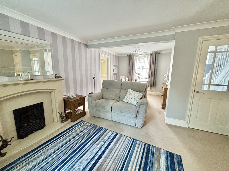 Orchard Street, Pontardawe, Swansea., photo 4