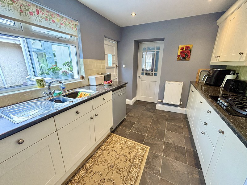 Orchard Street, Pontardawe, Swansea., photo 13
