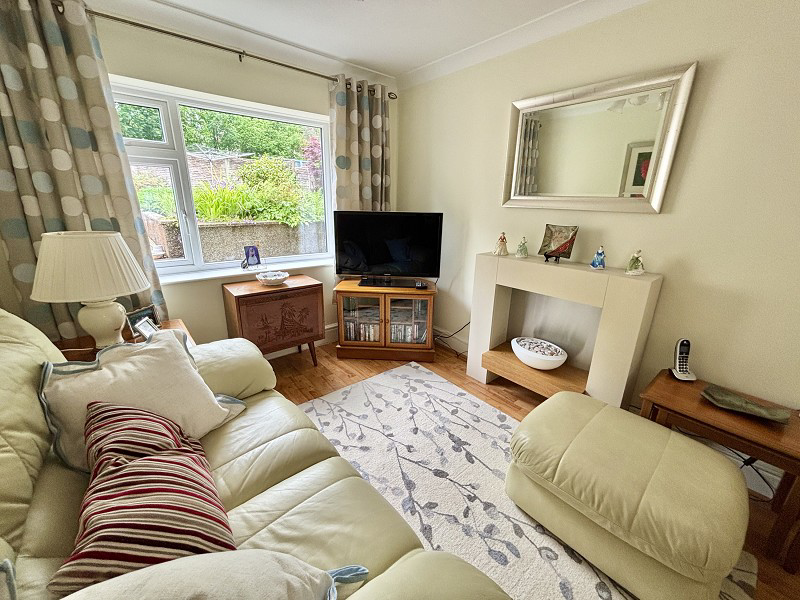 Orchard Street, Pontardawe, Swansea., photo 10