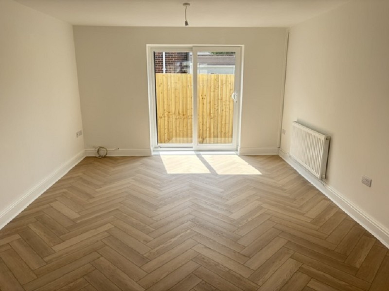 Whitefield Close, Glynneath, Neath, Neath Port Talbot., photo 2