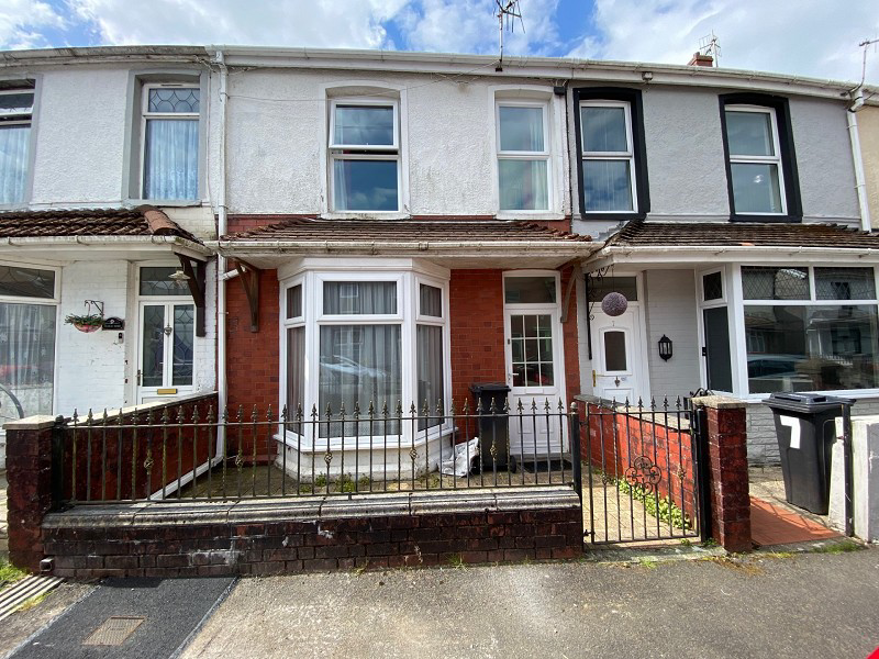 Thomas Terrace, Resolven, Neath, Neath Port Talbot.