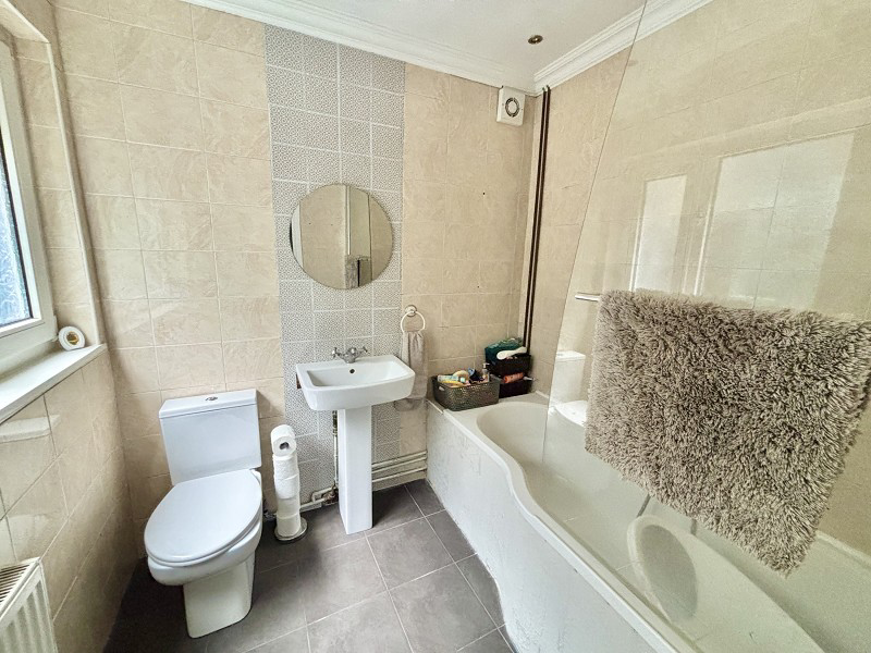 Dyffryn Road, Alltwen, Pontardawe, Swansea., photo 11