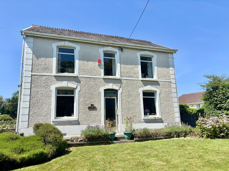 Neath Road, Fforest Goch, Pontardawe, Swansea.