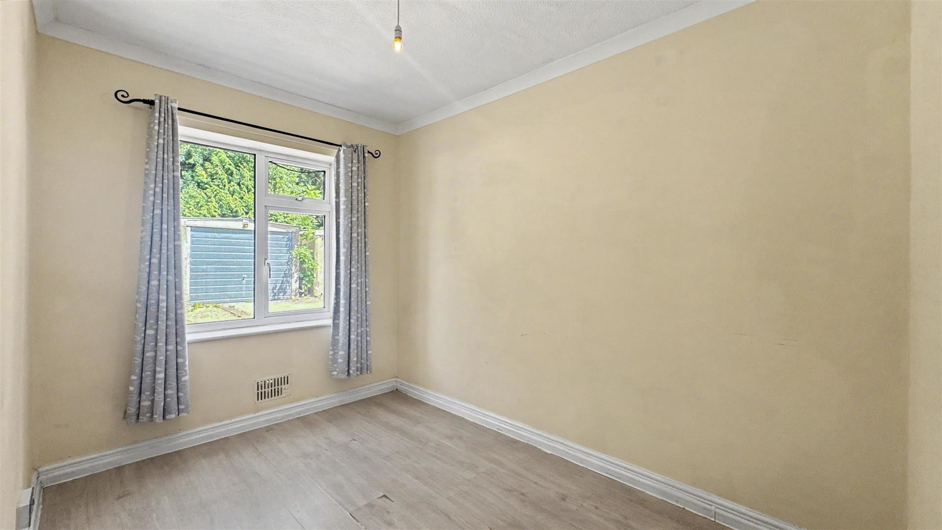 Beta Road, Farnborough, photo 4