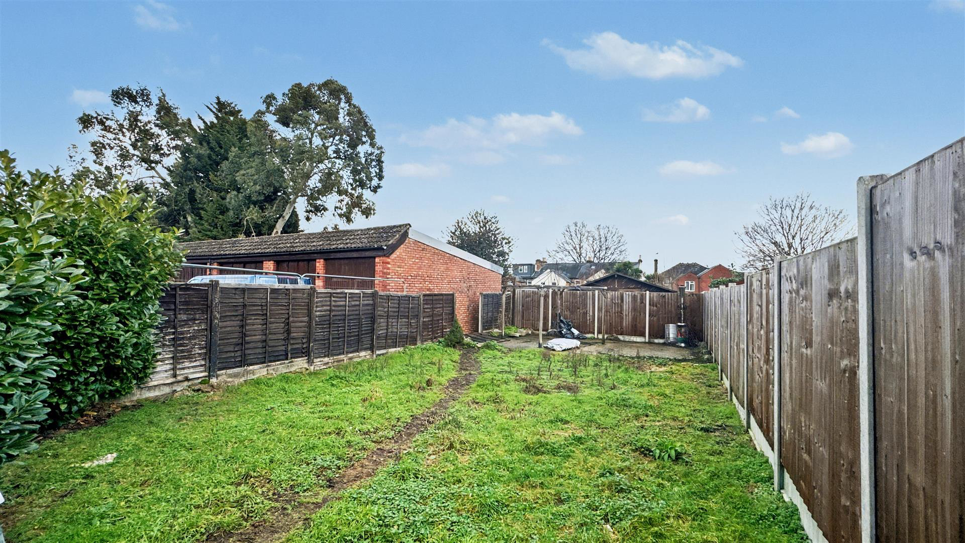 Yeovil Road, Farnborough, photo 5